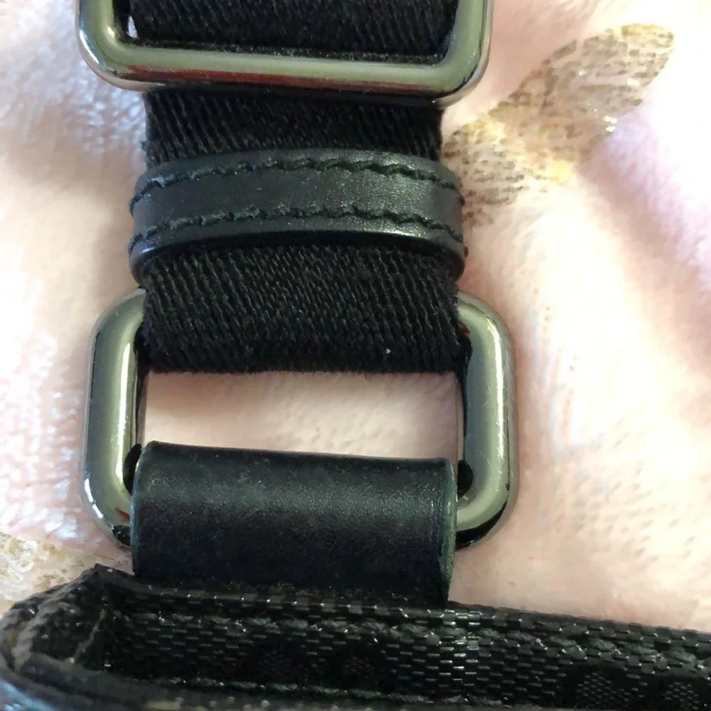 Today Only🌺AUTHENTIC GUCCI MONOGRAM IMPRIME CROSSBODY BAG🌺price firm - Picture 6 of 16